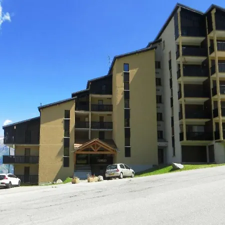 4 Pers, Pieds Des Pistes, Proche Commerces, Balcon, Vue Sur Montagnes - Fr-1-297-30 *