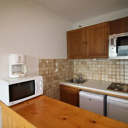 4 Pers, Pieds Des Pistes, Proche Commerces, Balcon, Vue Sur Montagnes - Fr-1-297-30 Apartment