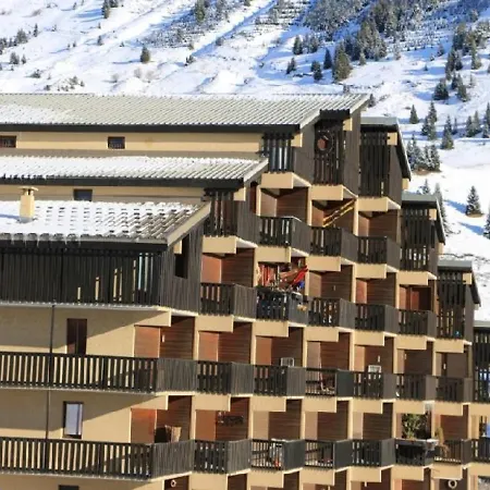 Apartment 4 Pers, Pieds Des Pistes, Proche Commerces, Balcon, Vue Sur Montagnes - Fr-1-297-30